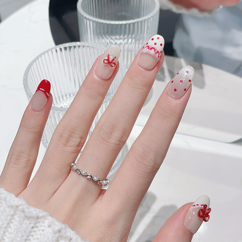 Набор из 10 коротких овальных  – обзор и цена Nail Art Red