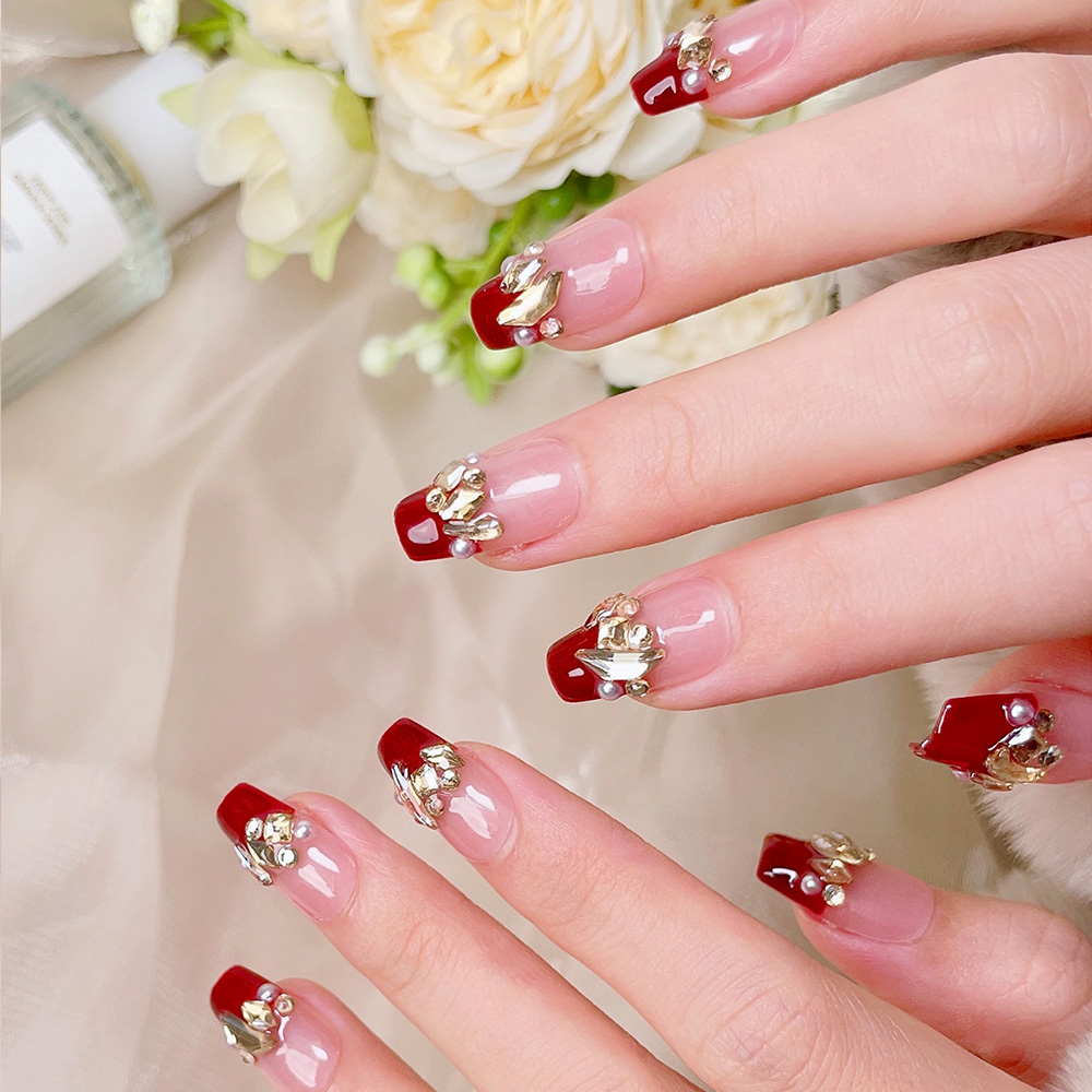 Набор из 10 коротких трапециев – обзор и цена Nail Art Red