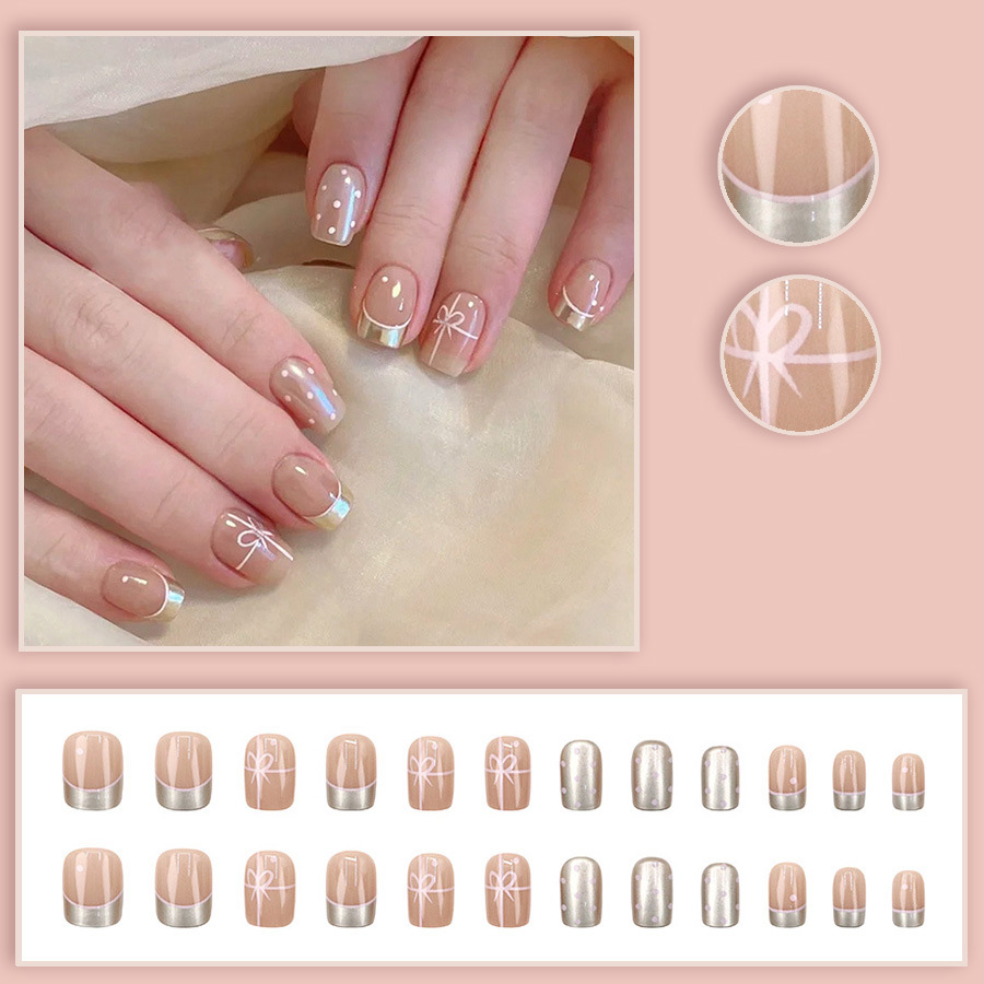 Короткие квадратные накладные  – обзор и цена Nail Art Red
